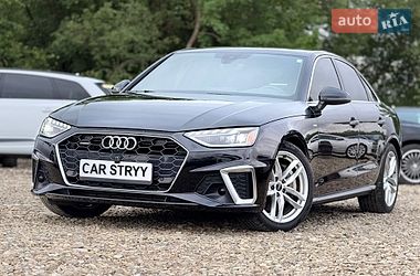 Седан Audi A4 2022 в Стрые