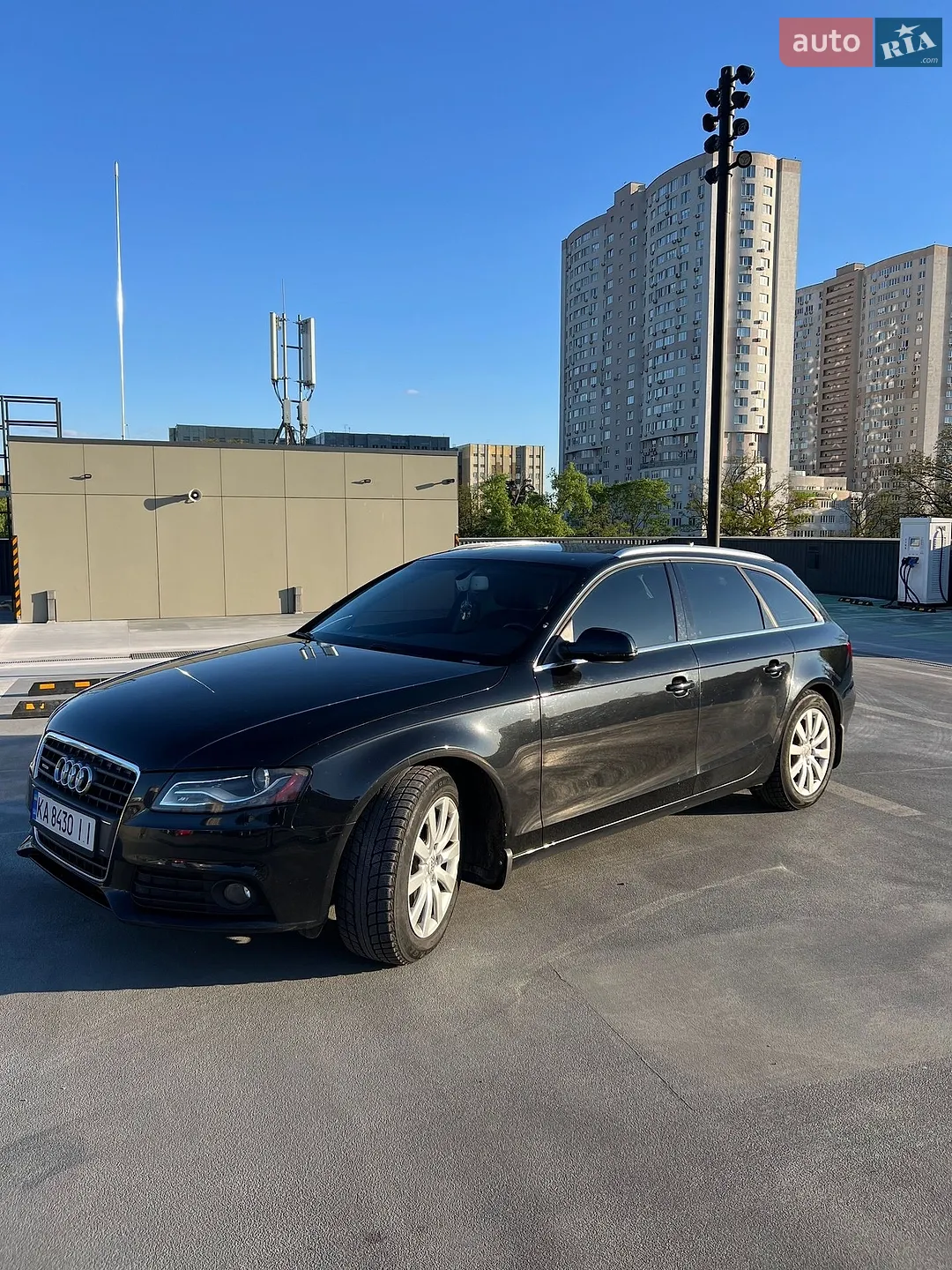 2010 Audi A4 - мініатюра 2