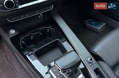 Седан Audi A4 2023 в Хмельницком