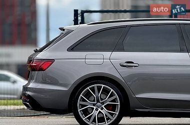Универсал Audi A4 2019 в Киеве