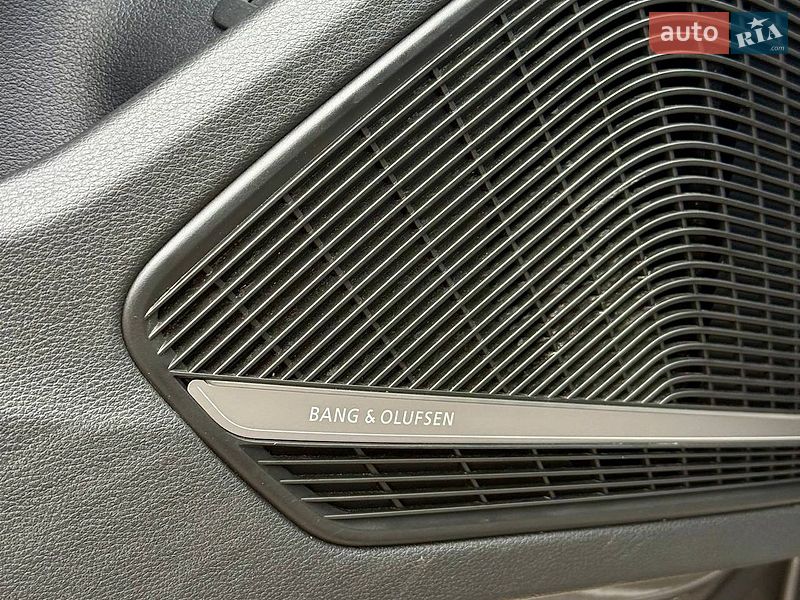 Универсал Audi A4 2019 в Киеве