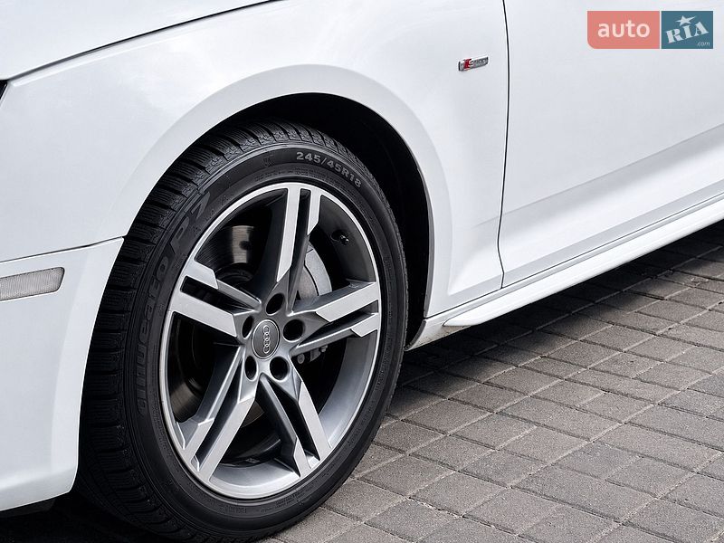 Седан Audi A4 2016 в Дніпрі
