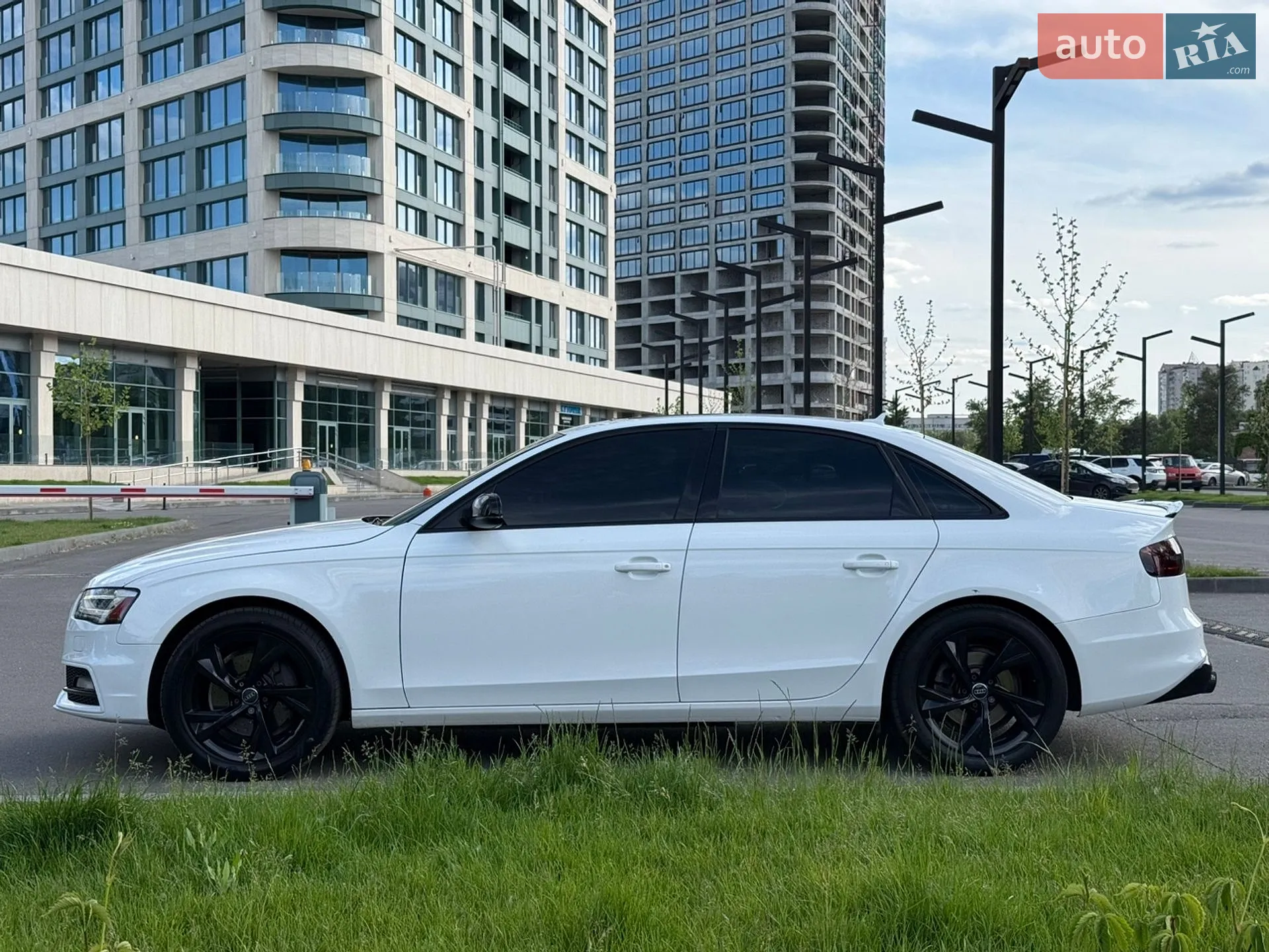 2013 Audi A4 - мініатюра 10