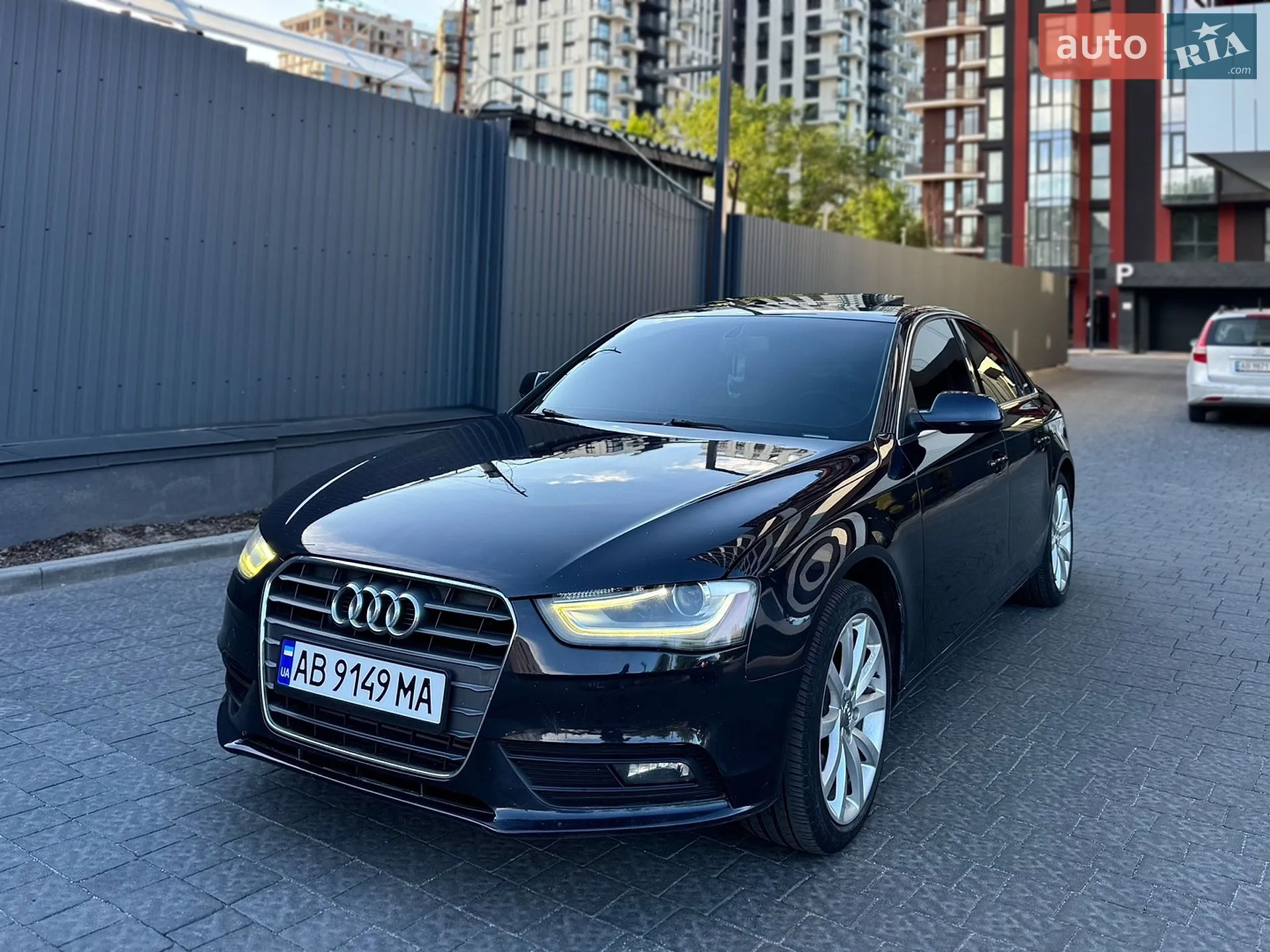 2013 Audi A4 - мініатюра 4