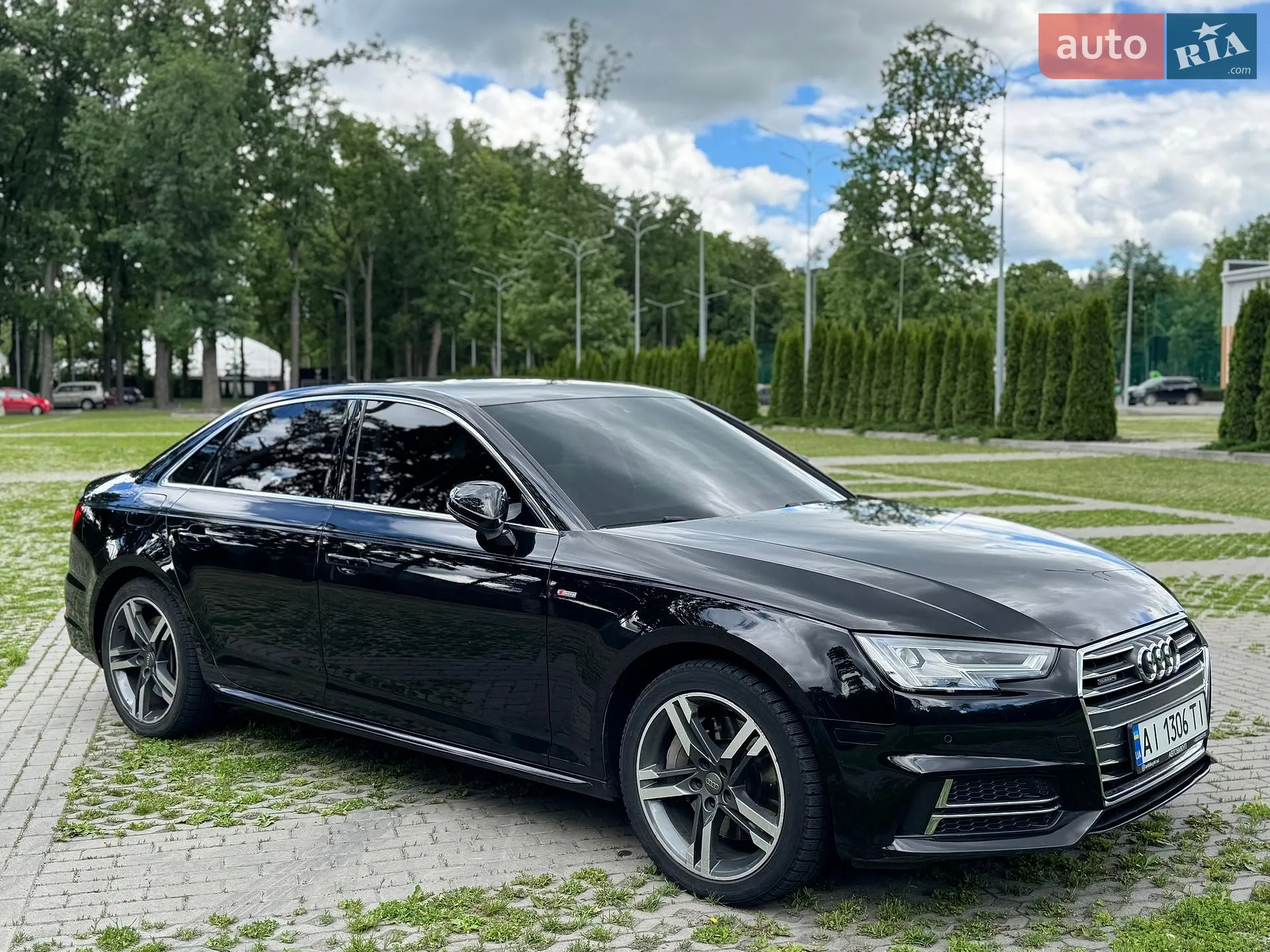 2017 Audi A4 - мініатюра 10