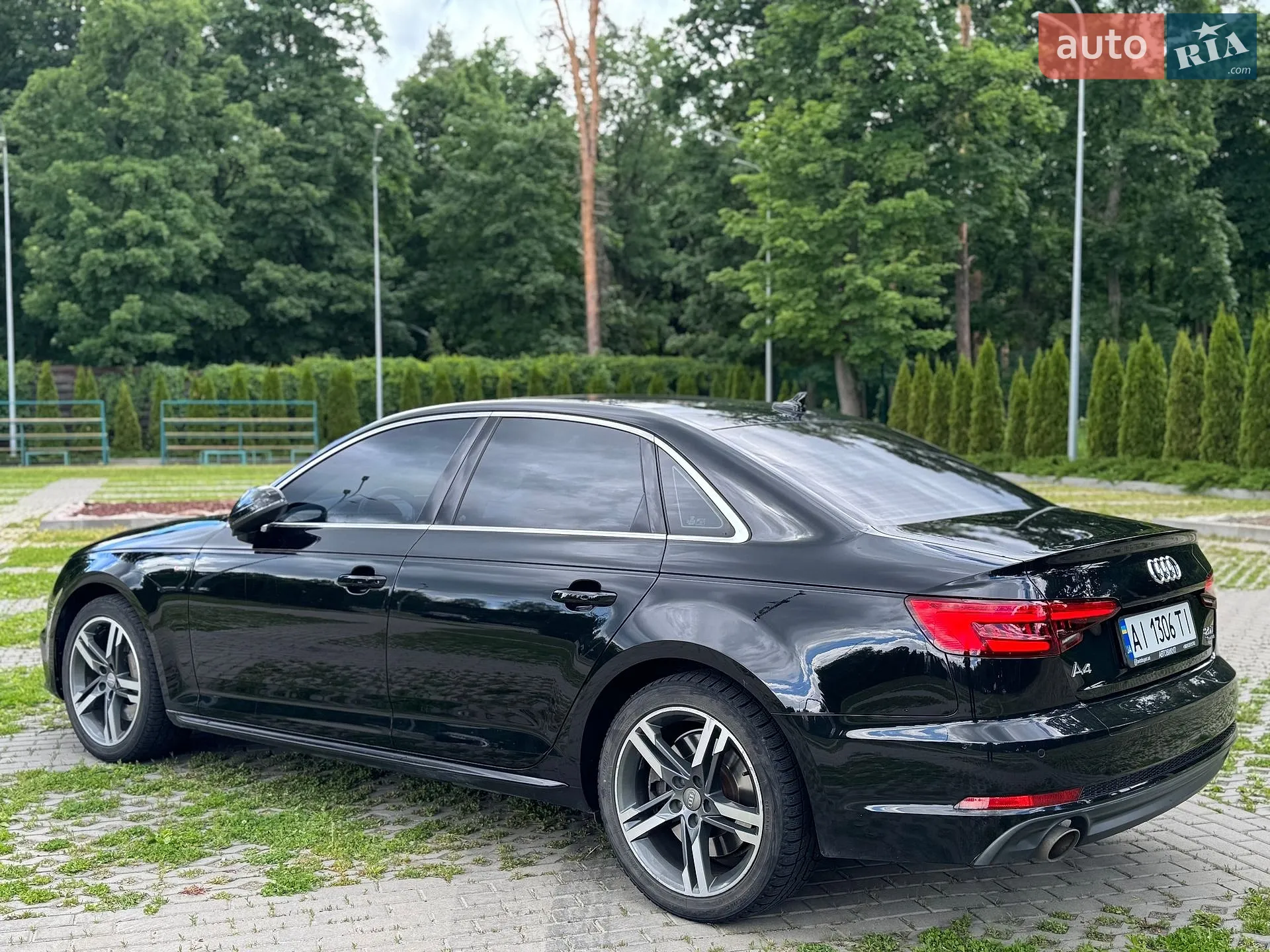 2017 Audi A4 - мініатюра 12