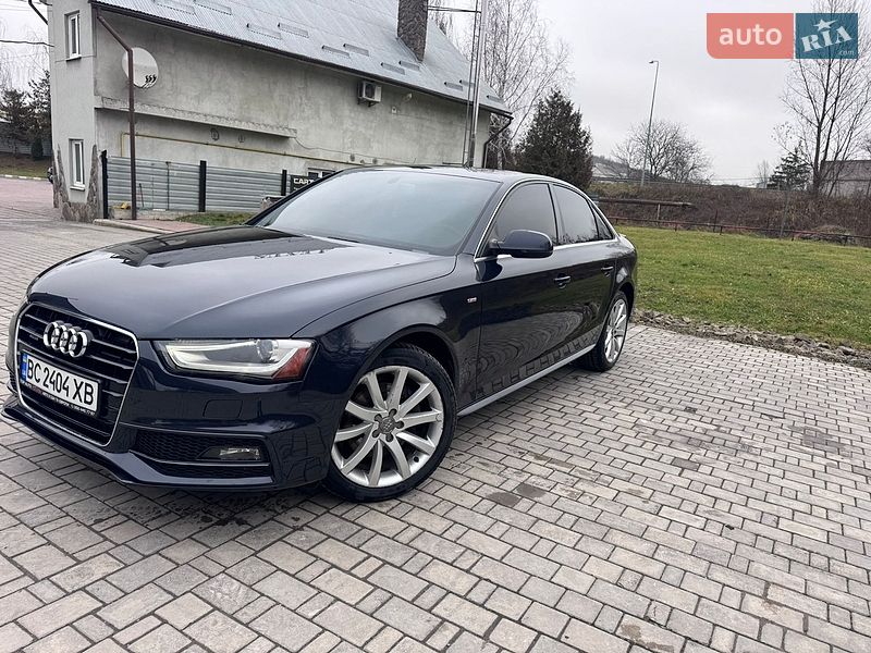 Седан Audi A4 2014 в Львові