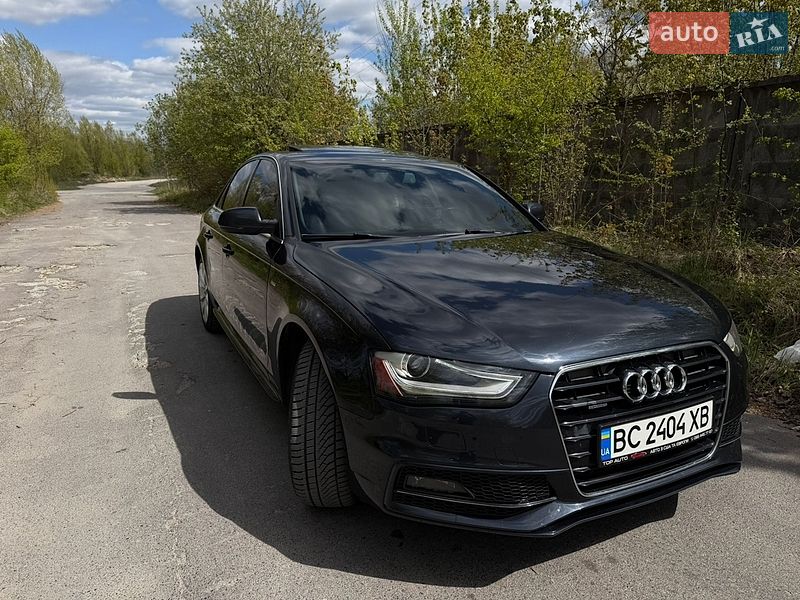 Седан Audi A4 2014 в Львові