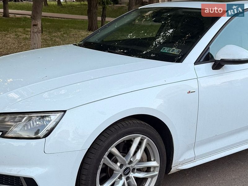 Седан Audi A4 2016 в Києві