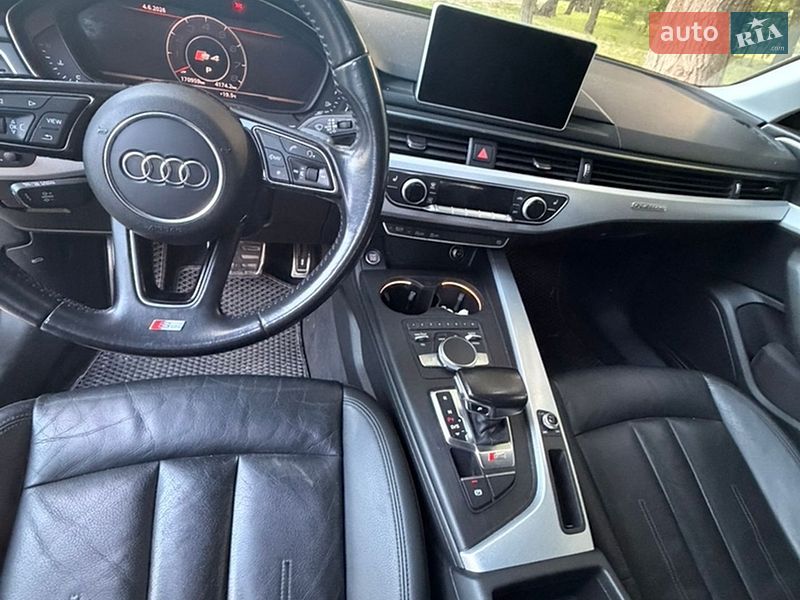 Седан Audi A4 2016 в Києві