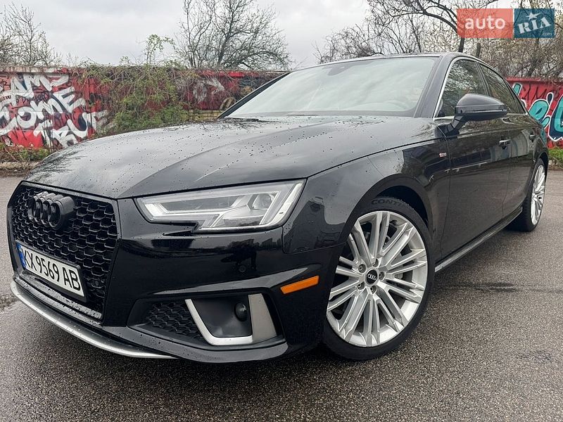 Седан Audi A4 2019 в Харкові