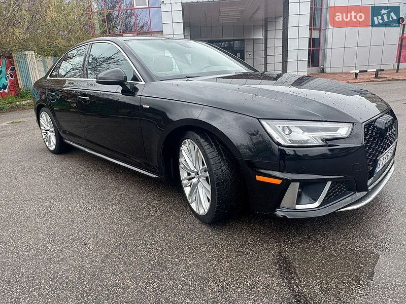 Седан Audi A4 2019 в Харкові