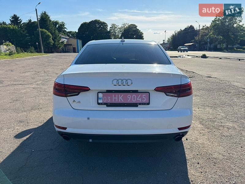 Седан Audi A4 2017 в Киеве