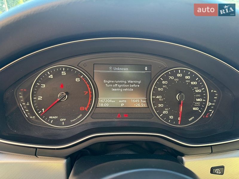 Седан Audi A4 2017 в Киеве