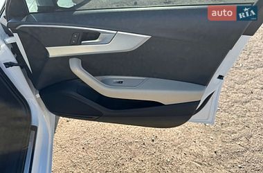 Седан Audi A4 2017 в Киеве