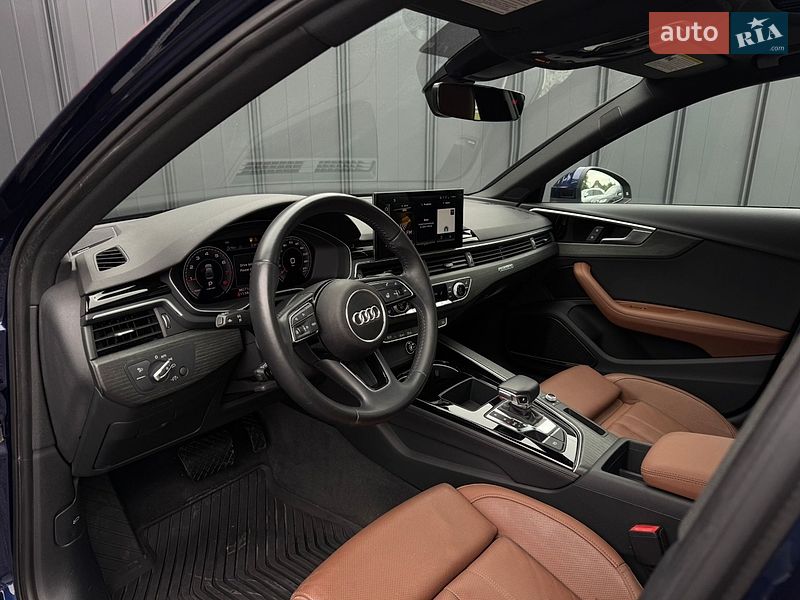 Седан Audi A4 2020 в Луцьку