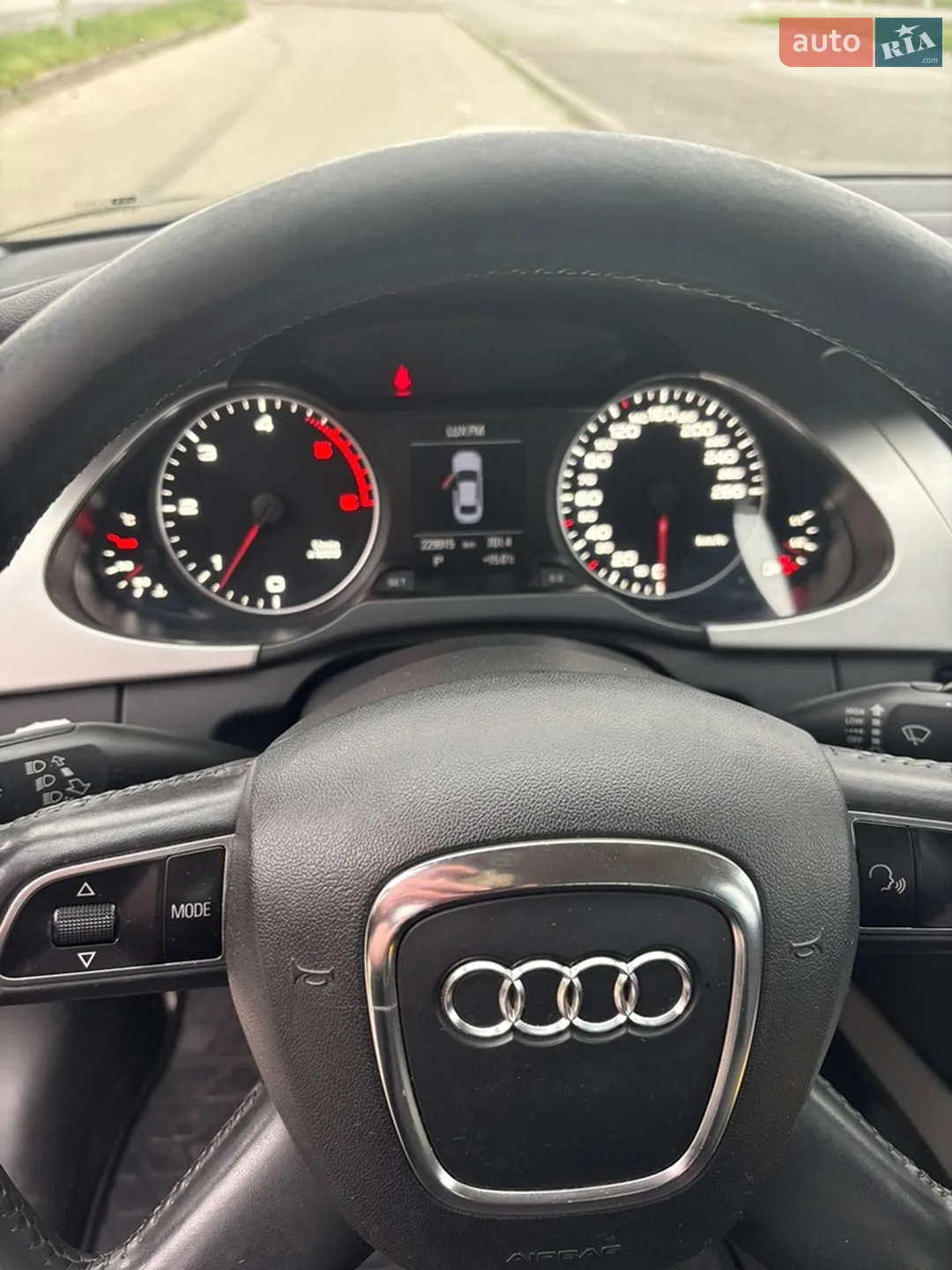 2011 Audi A4 - мініатюра 7