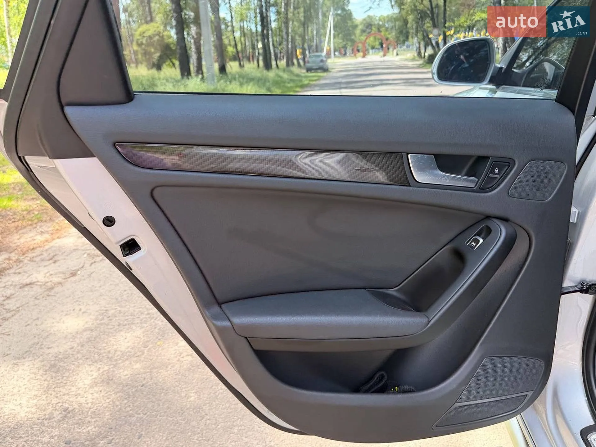 2013 Audi A4 - мініатюра 31