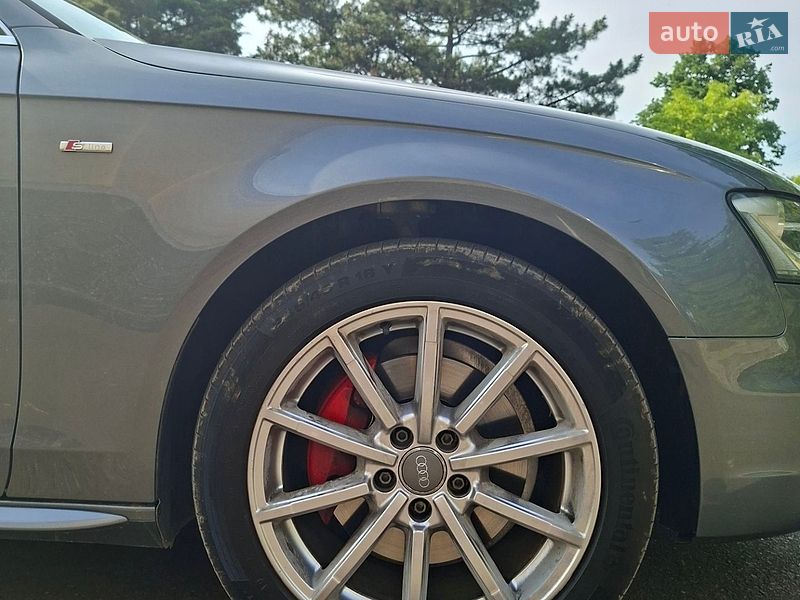 Седан Audi A4 2014 в Одессе