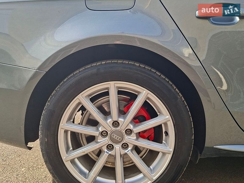 Седан Audi A4 2014 в Одессе