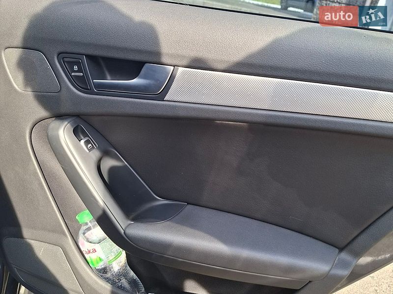 Седан Audi A4 2014 в Одессе