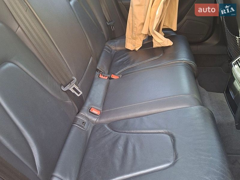 Седан Audi A4 2014 в Одессе