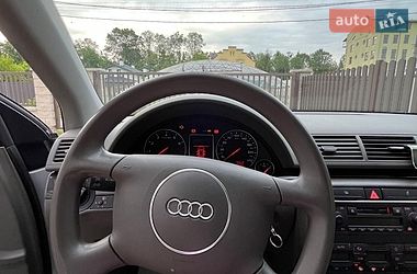 Седан Audi A4 2002 в Львове фото 18 Седан Audi A4 2002 в Львове