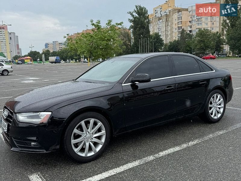 Седан Audi A4 2012 в Броварах
