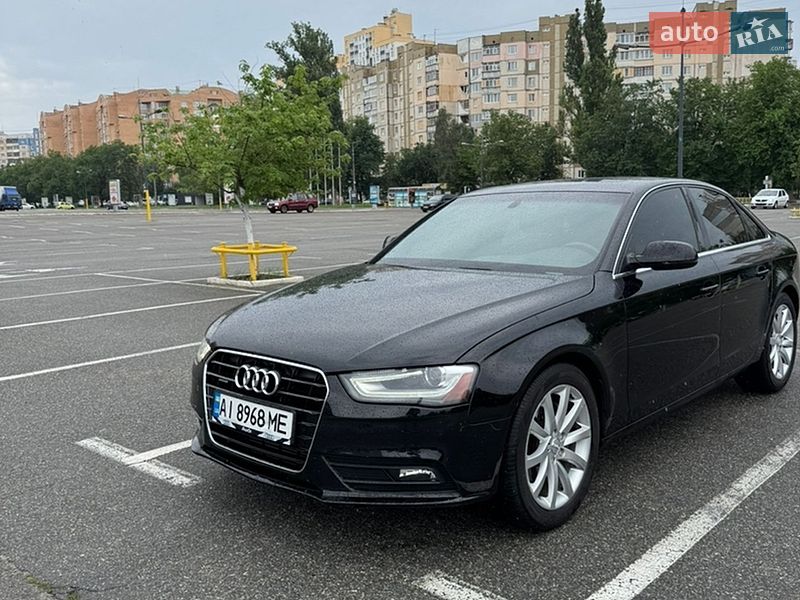 Седан Audi A4 2012 в Броварах