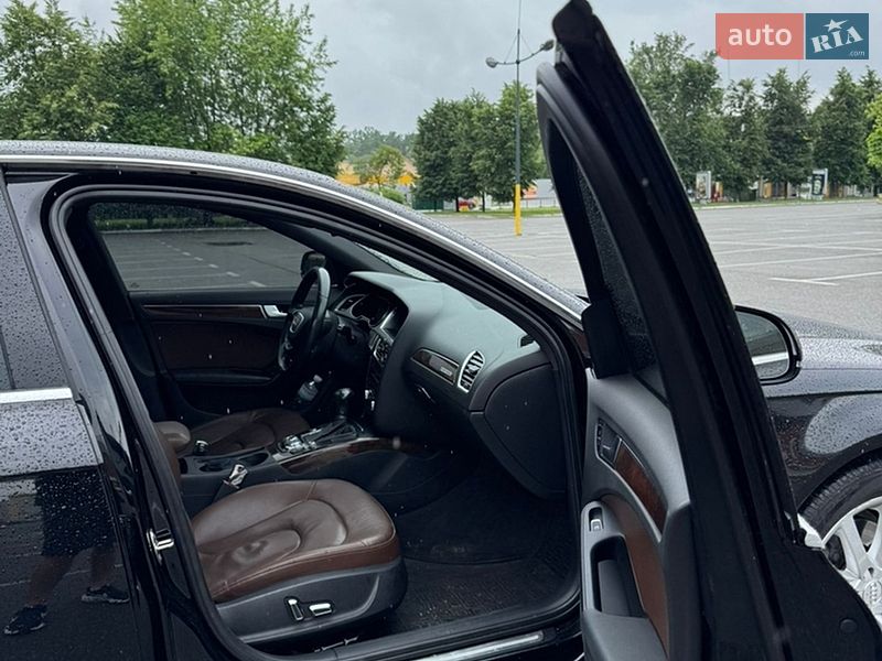 Седан Audi A4 2012 в Броварах
