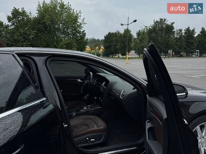 Седан Audi A4 2012 в Броварах