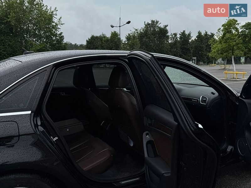 Седан Audi A4 2012 в Броварах
