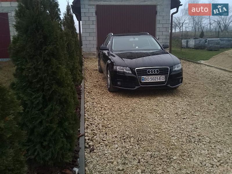 Универсал Audi A4 2009 в Почаеве