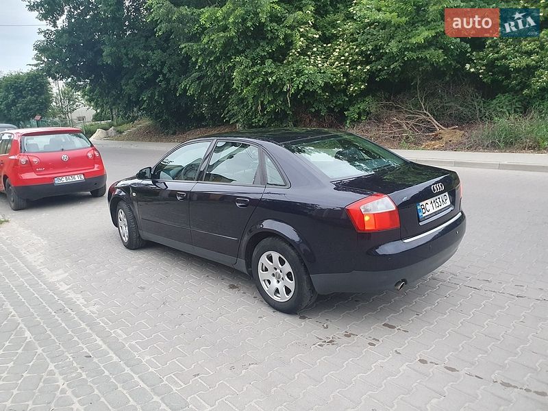 Седан Audi A4 2001 в Львове