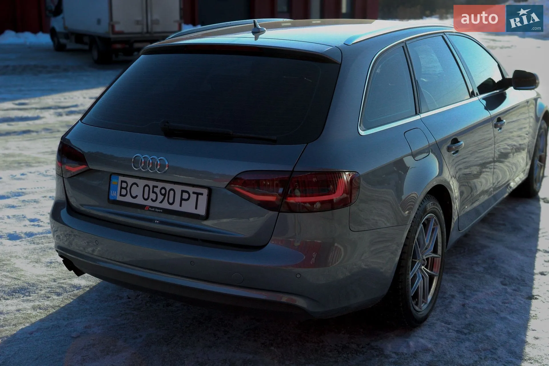 2012 Audi A4 - мініатюра 11
