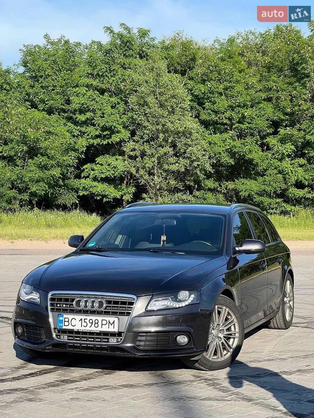 2011 Audi A4 - мініатюра 2
