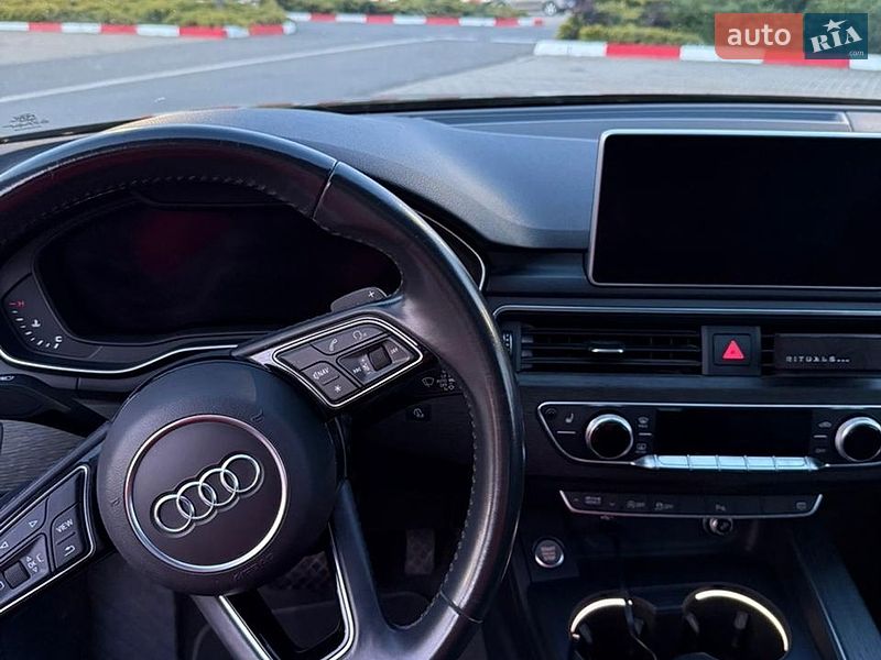 Універсал Audi A4 2018 в Херсоні