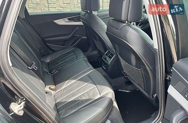 Седан Audi A4 2016 в Ровно