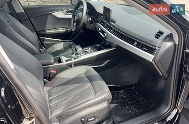 Седан Audi A4 2016 в Ровно