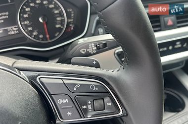 Седан Audi A4 2016 в Ровно