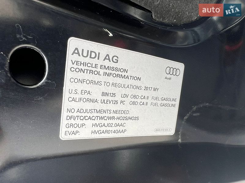 Седан Audi A4 2016 в Ровно