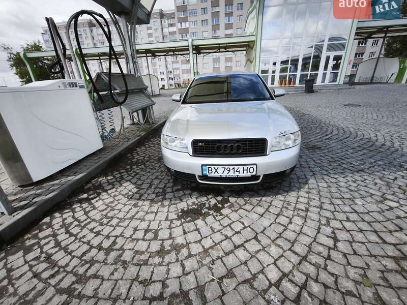 Audi A4, фото з оголошення