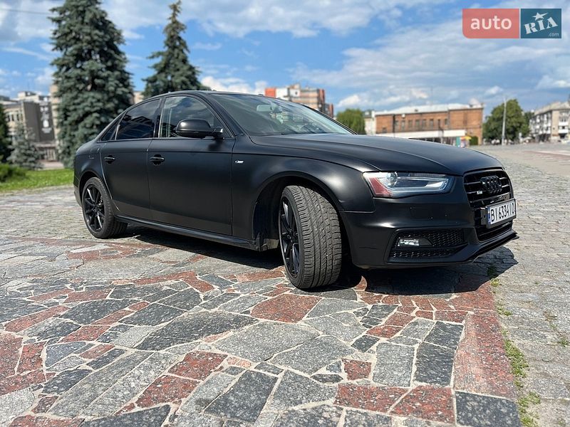 Седан Audi A4 2015 в Кременчуці