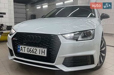 Седан Audi A4 2018 в Ивано-Франковске