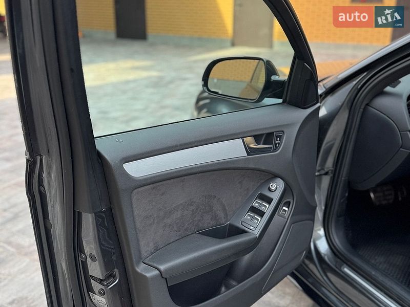Универсал Audi A4 2015 в Вараше