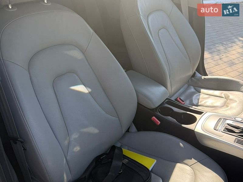 Седан Audi A4 2015 в Луцке