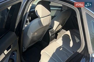 Седан Audi A4 2015 в Луцке