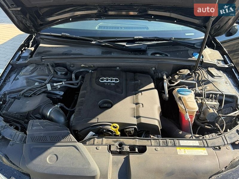 Седан Audi A4 2015 в Луцке