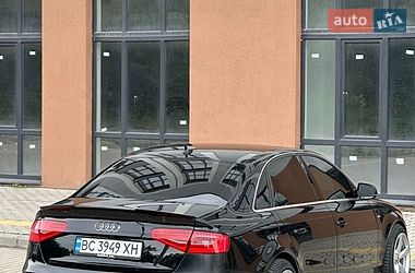 Седан Audi A4 2013 в Львове Седан Audi A4 2013 в Львове