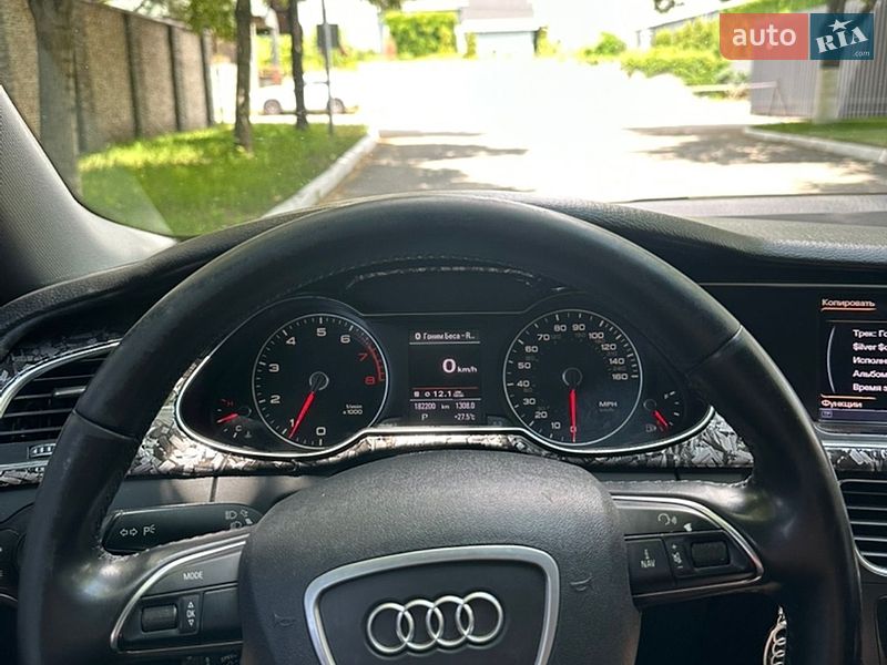 Седан Audi A4 2012 в Дніпрі